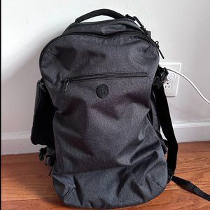 Tortuga Setout Divide Travel Backpack